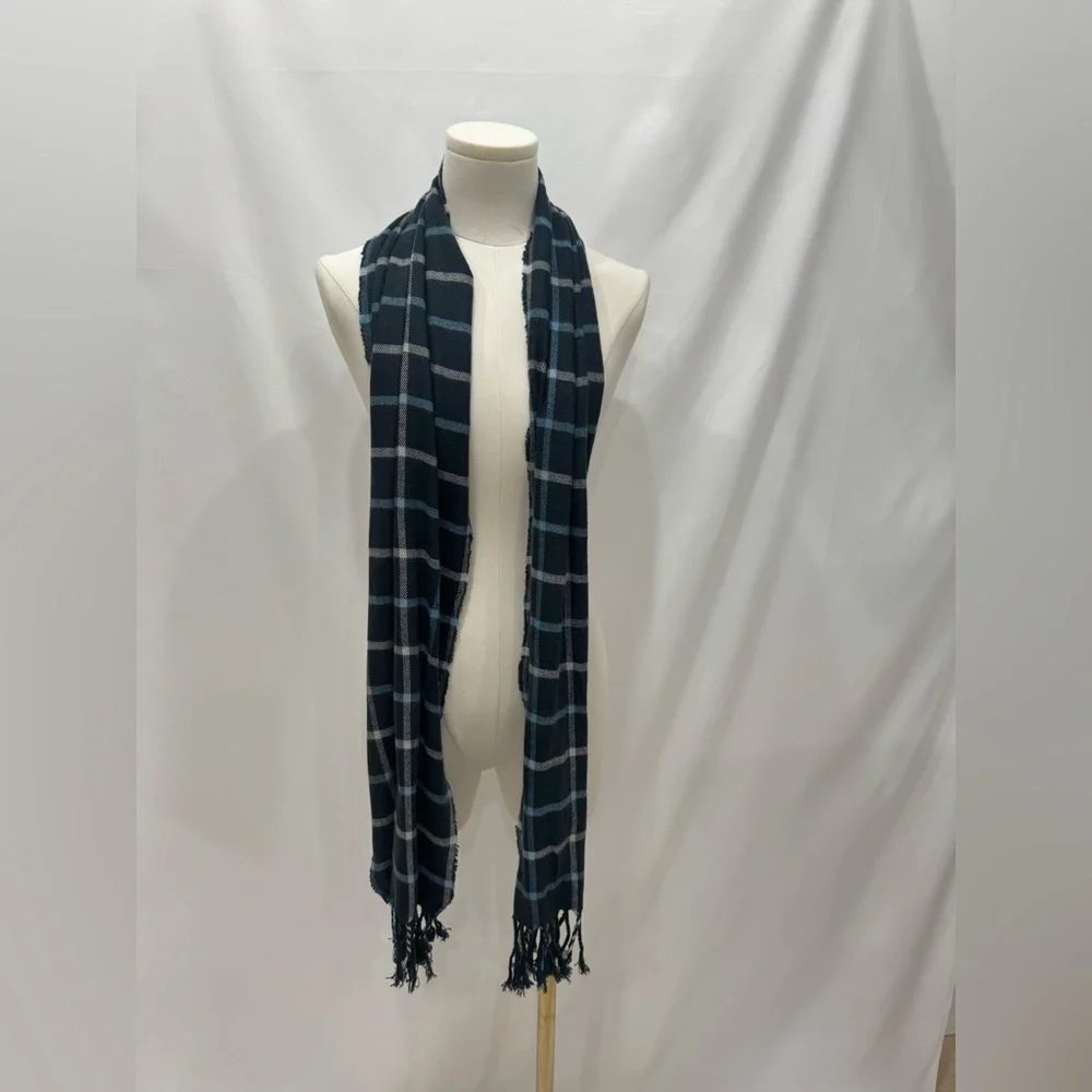 Banana Republic Plaid Fringe Scarf – Dark Blue n  Teal Check